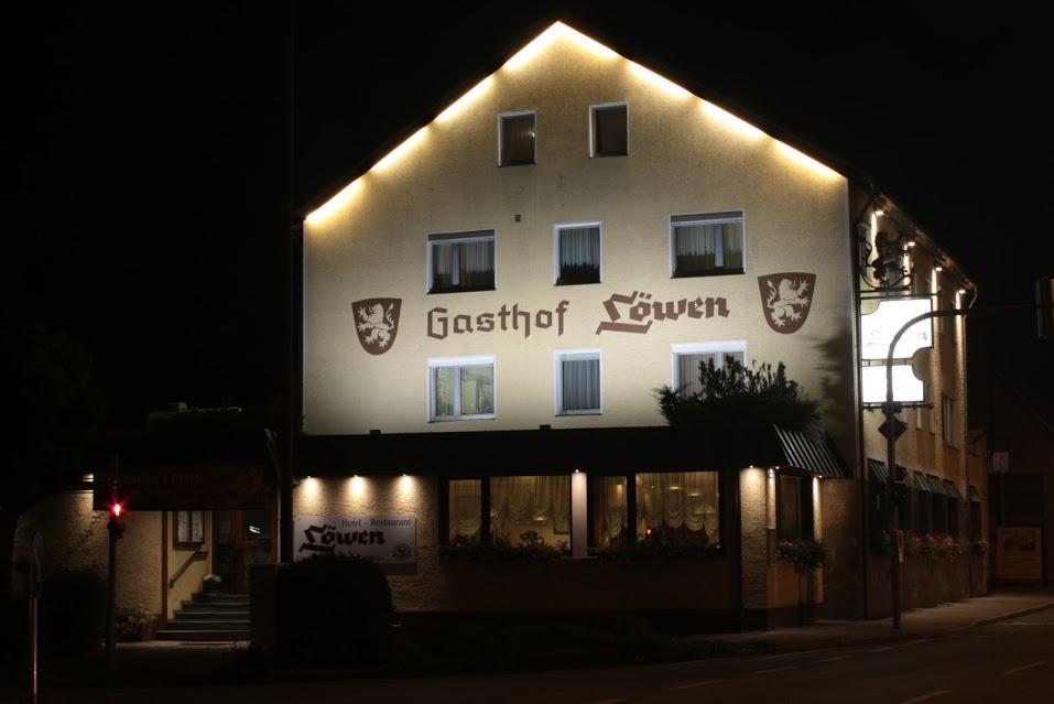 Hotel-Restaurant Lowen Süßen 外观 照片